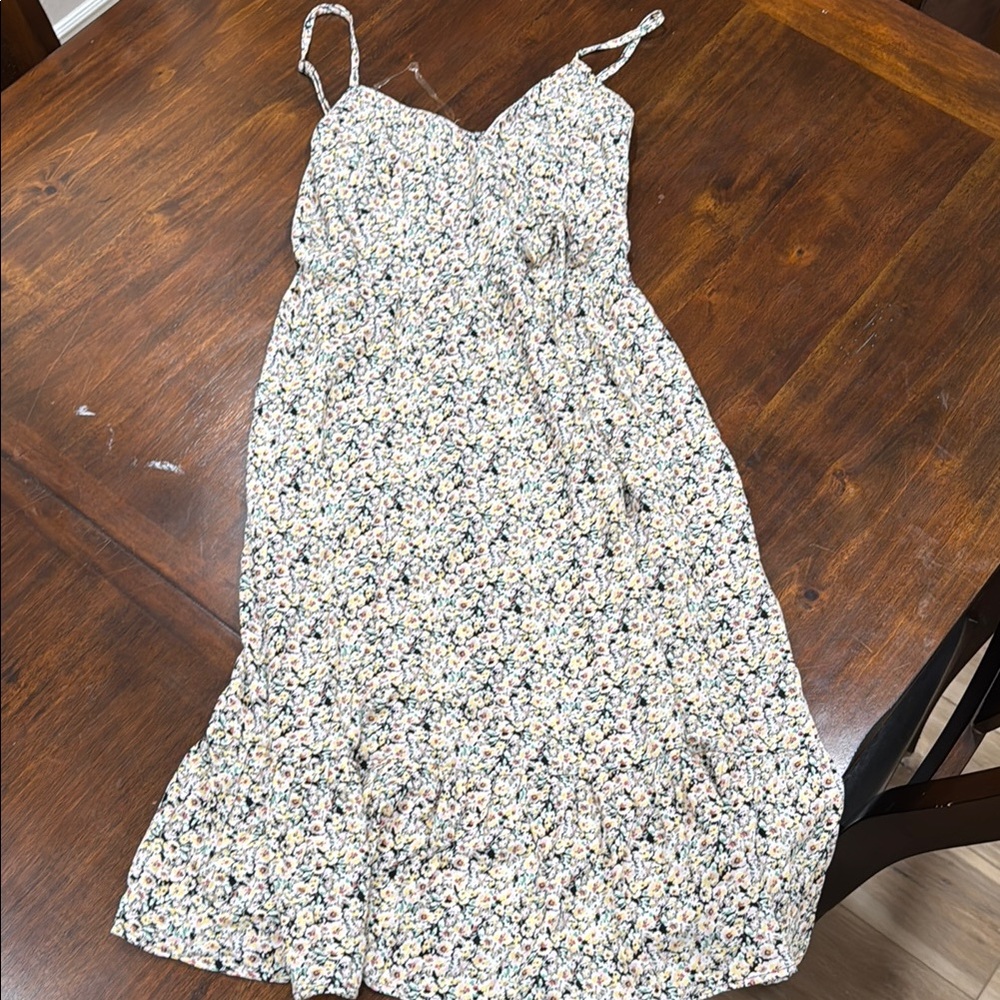 White Sleeveless Spaghetti Strap Sundress